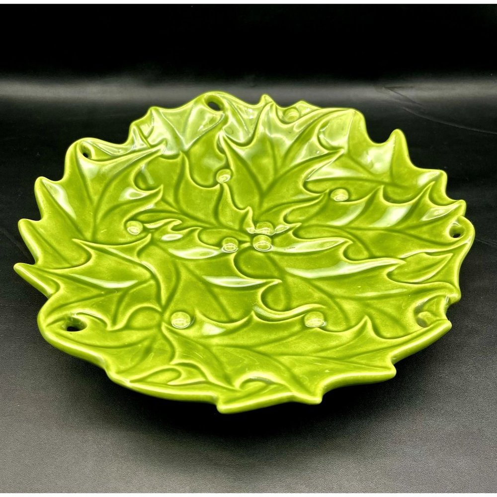 VTG 1973 Handmade Holland Mold Ceramic Holly Leaf Pattern Plate